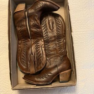 Corral Brown Western Heeled Boots with Distressed Finish